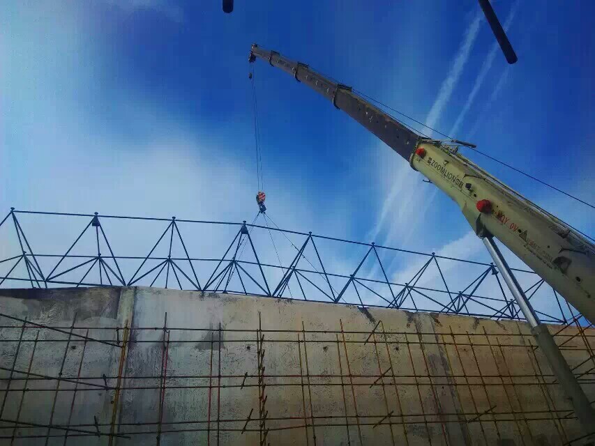 安庆大跨度空间结构优选网架结构
